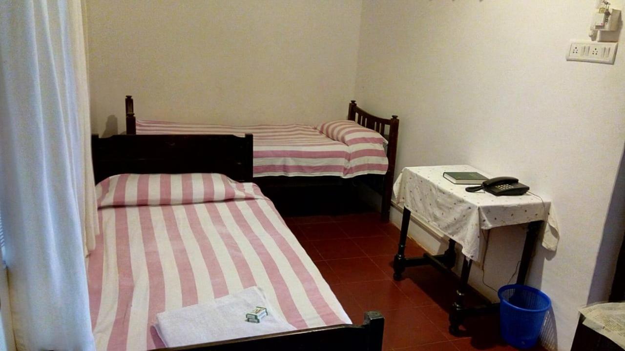 Ywca Wyoming Hotel Coonoor Kültér fotó